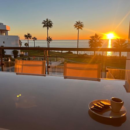 Sunrise Beach Front - Casares Del Mar Eksteriør billede